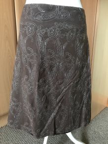 Dunnes brown ladies skirt with silver embroidery detail size 12