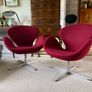 Swan Chair Image 2