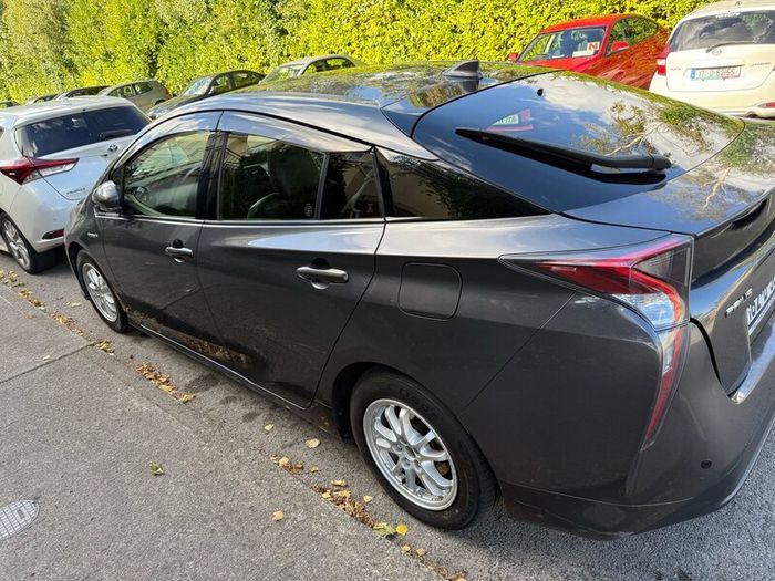 Toyota Prius Hybrid 2016 with 2 years NCT 7500