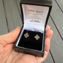 9ct gold onyx quatrefoil earrings Image 5