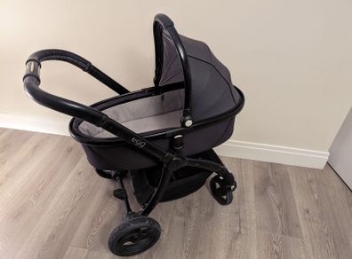 Egg Travel System (Carrycot & Stroller) + Footmuff