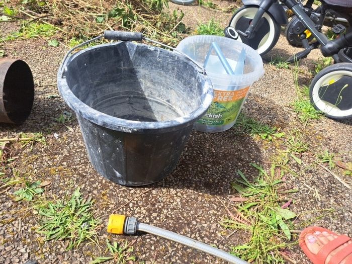 workman bucket