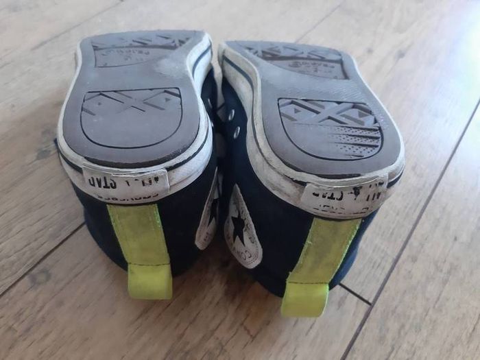 Black converse trainers size 5.5 UK