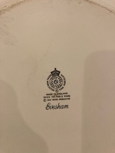 7- Evesham  bone china dishes