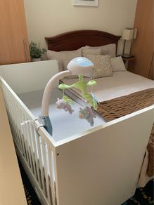baby white crib