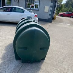 Oil tank