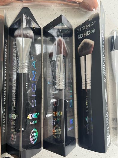 High ends makeup brushes new