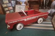Vintage Tri-ang 60's Peddle Car