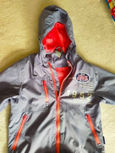 Crocodrillo Windbreaker & Nike zipped top 6-7 yrs