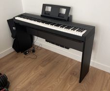 Yamaha P-45 Digital Piano