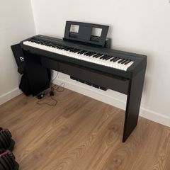 Yamaha P-45 Digital Piano