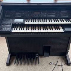 Technics SX-GX5 Organ with bench, Manual, Sheet Music and more.