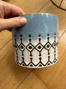 Indoor plant pot