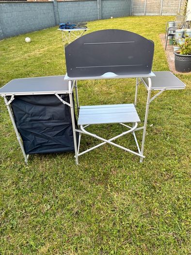 XL Aluminium Kitchen Stand & Cupboard