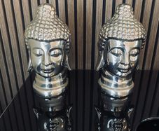 2 Budda ornaments