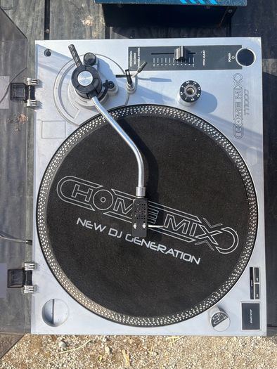 dj deck