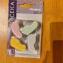 Suction Hooks 4 packs of 4 Image 2