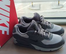 Nike trainers air max ivo Wolf grey 11