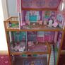 dolls house Image 2