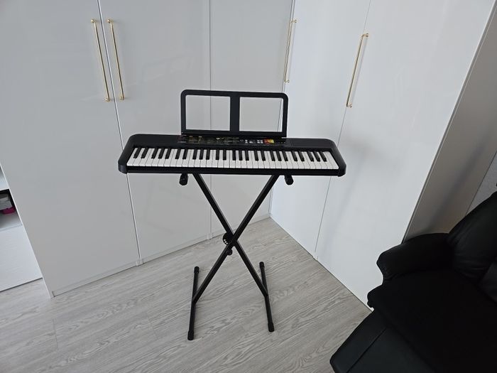 Yamaha keyboard psr-f52