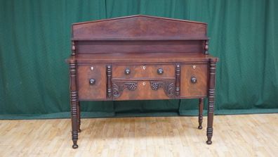 William IV Mahogany Wine Sideboard with Pedimented Gallery c.1830s