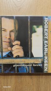 Robert Earl Keen. Gravitation Forces.