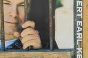Robert Earl Keen. Gravitation Forces.