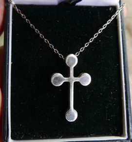 Vintage Sterling Silver 925 Heraldic Cross Pendant Necklace 5,6g length 16"