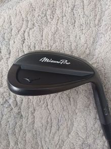 Mizuno Pro T3