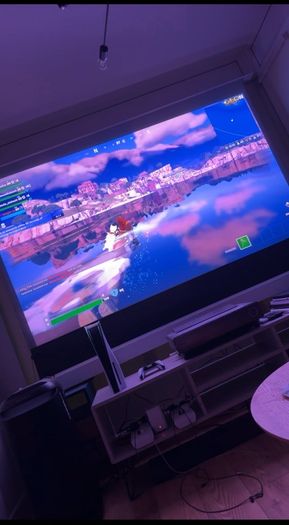 100 Inch CLR Electric Projection Screen