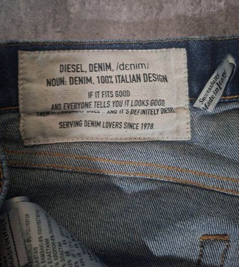 Diesel D-Strukt Men's Tapered Jeans 33x32 Made in Italy Dark Blue Stretch Denim