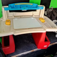 kids art table
