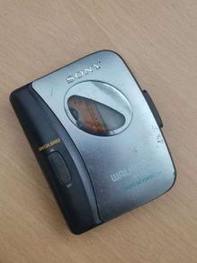 Sony WM-EX322 Walkman Cassette Player