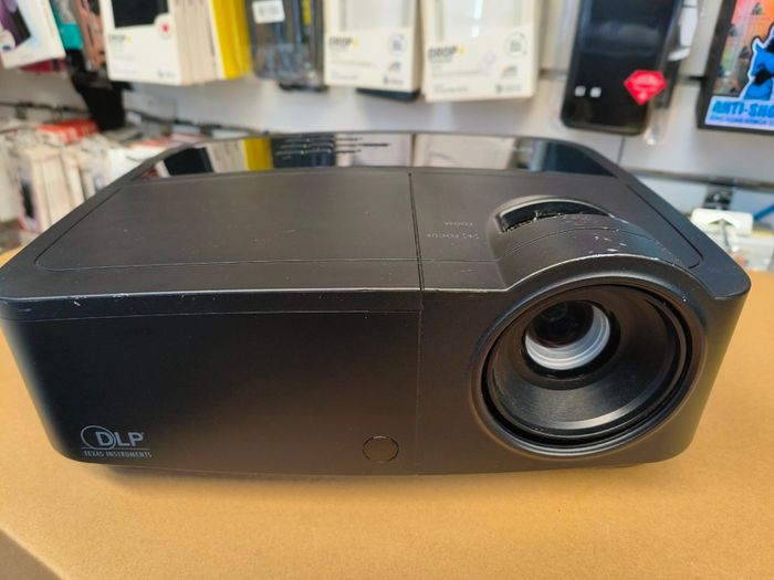 Infocus IN112a 3000 Lumens DLP HDMI Projector (Lamp Hour: 5668)