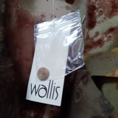 New Wallis blouse tag attached