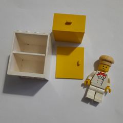 LEGO - c.1970s - Chef and Kitchen Lot