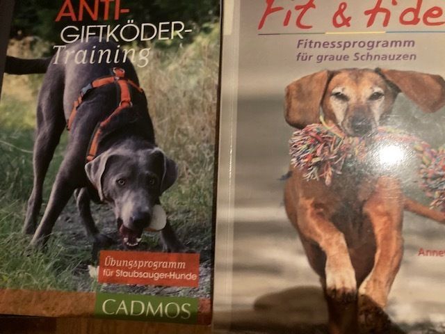 Dog Books in German