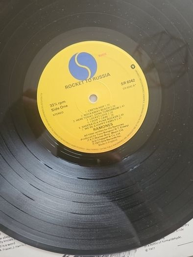 Ramones LP - Rocket To Russia