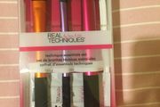 Real techniques makeup brushes and drying stand