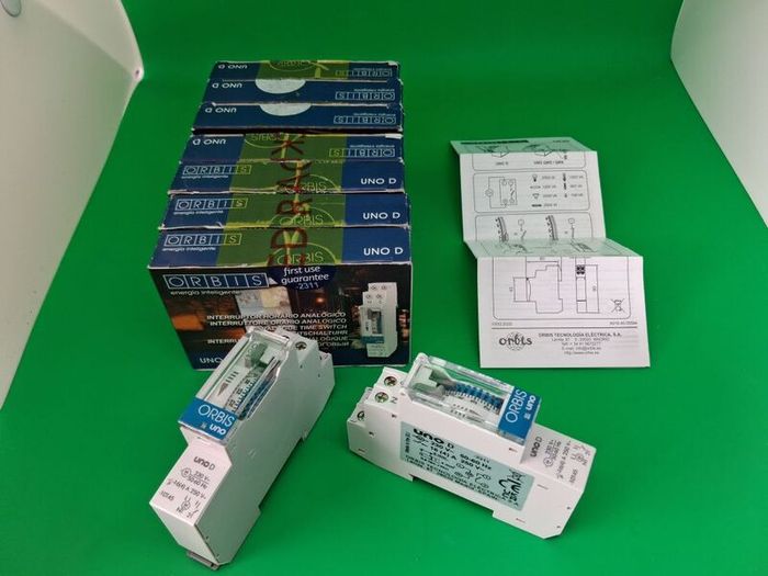Postage - 7 X  Orbis Ob400132 Uno D Timers Brand New