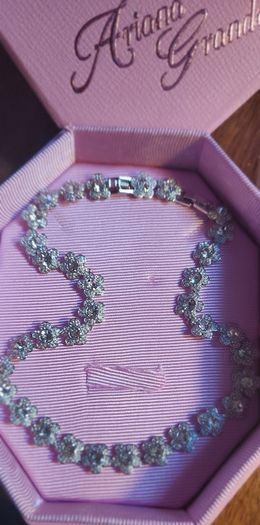 swarovski flower choker necklace