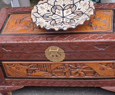 Camphor Oriental Chest Neat