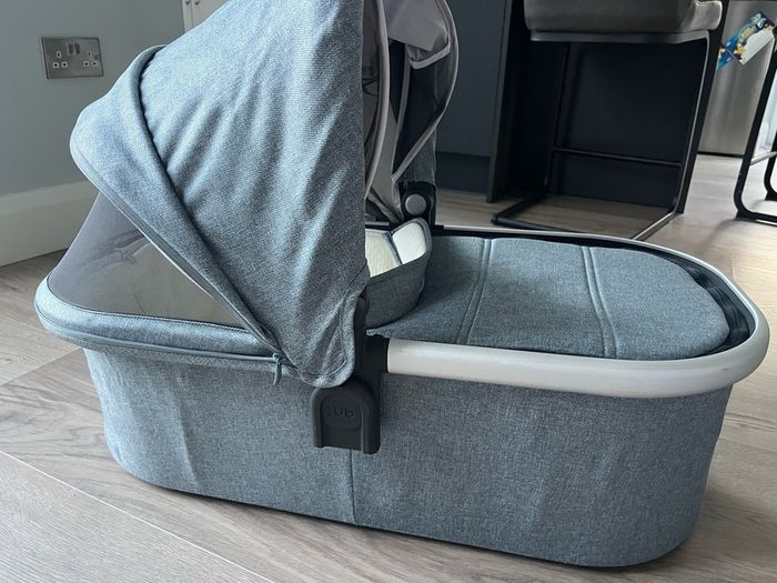 Uppababy Vista V2 - Gregory