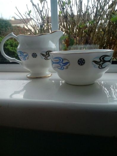 Classic Fine Bone China Jug and Sugar Bowl