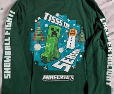 Minecraft Christmas top size 11-12