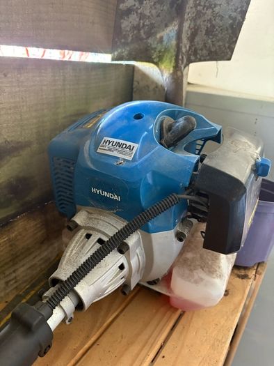 Hyundai 52cc petrol 5 in 1 multi tool