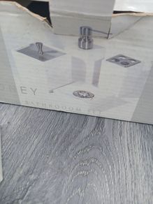 4 Piece New Bathroom Set, slight damage
