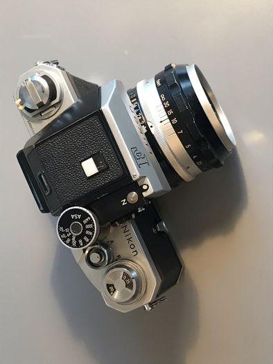 Nikon F Photomic film camera