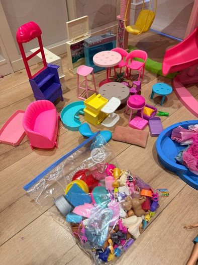 Barbie Dreamhouse And Huge Accessory Bundle