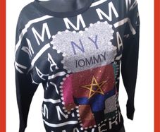 Sweatshirt /top with a teddy